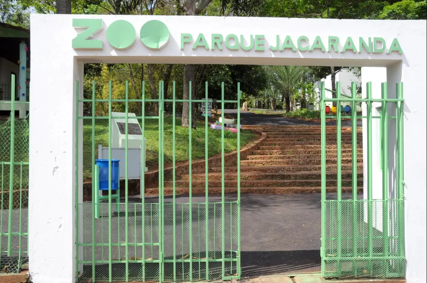 Parque Jacarandá