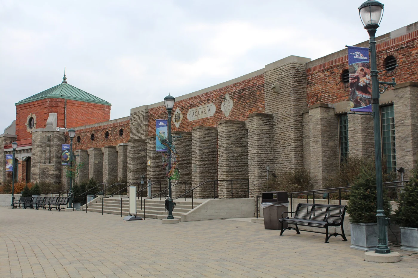 Toledo Zoo Aquarium